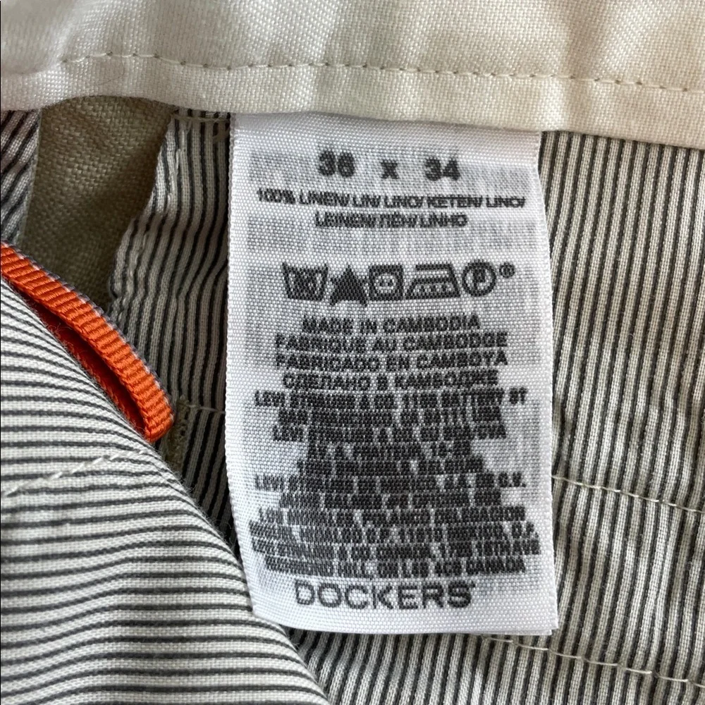 Dockers Men's Light Tan Chinos 100 percent LINEN VERY CLASSY